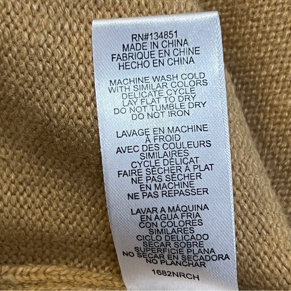 WAYF Emery Turtleneck Sweater Vest - Picture 5 of 5